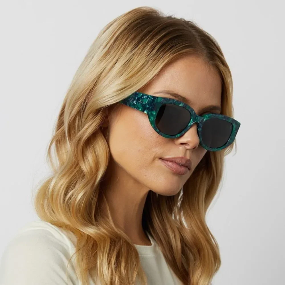 DIFF Drew 54mm Polarized Oval Sunglasses, 100% UV Protection, Green/Black, NWT - Picture 5 of 5